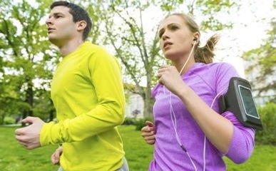 无器材也能练出好身材，这3个动作，让你在家练出一身逆天肌肉！