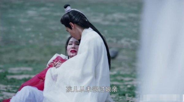 影视剧中“雷人”道具：《甄嬛传》中塑胶当美食