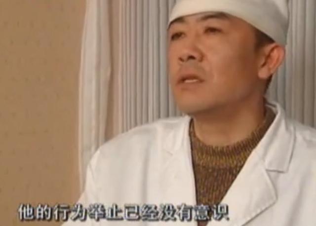 奇闻:14岁男孩生吃鸡鸭,举止行为像动物,检查医生都蒙了!