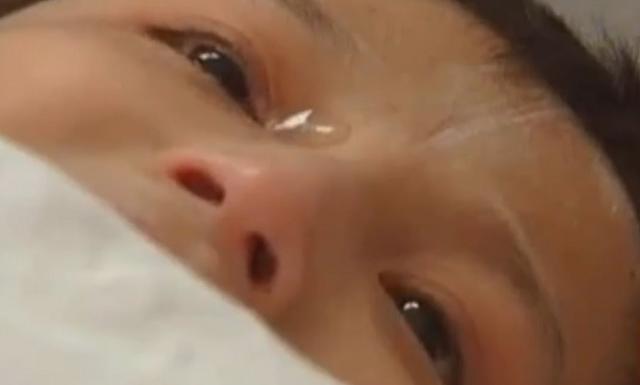 奇闻:14岁男孩生吃鸡鸭,举止行为像动物,检查医生都蒙了!