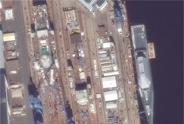 全球第三艘最强驱逐舰下水 建造原料部分改成廉价钢省不少钱