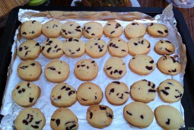 零失败的蔓越莓饼干，绝对是孩子们最喜欢的小零食，赶快学起来吧