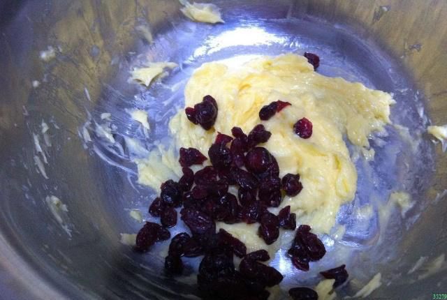 零失败的蔓越莓饼干，绝对是孩子们最喜欢的小零食，赶快学起来吧