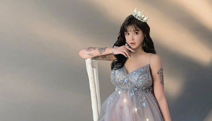 变形计整容少女韩安冉晒孕照,发胖后塑胶感十足,网友看后淡定了