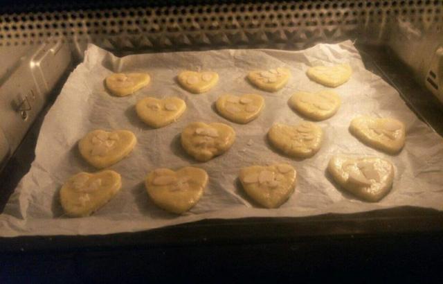 红薯饼干低糖高植物纤维，香脆可口不怕胖，适合家里有小孩的家庭