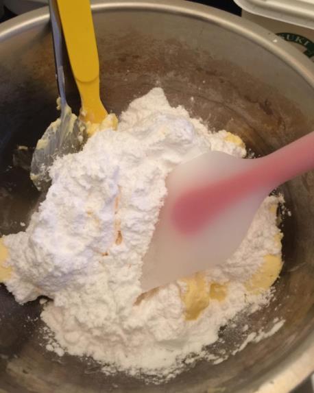 在家制作柠檬饼干,年轻妈妈养颜饼干,3分钟学会步骤简单0失败