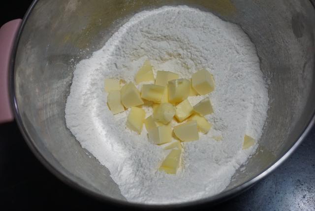 别只会做蔓越莓饼干了,这个圣诞下午茶就做它吧,简单易做零失败