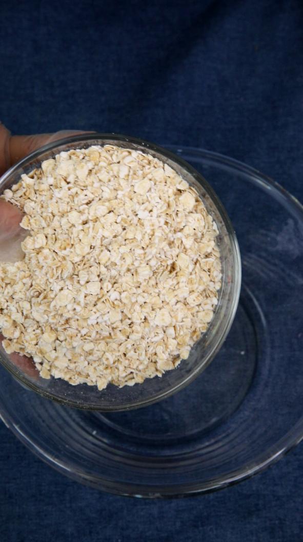 简简单单的燕麦饼干，当个小零食再合适不过啦