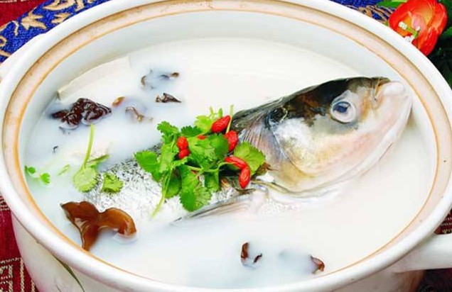 常年痛风关节难受? 这“3点”饮食坏习惯要改, 让你重新健步如飞
