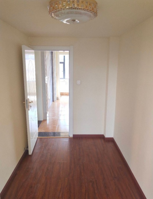 晒晒78㎡紧凑小三房，电视墙贴了大理石，效果出奇的好看