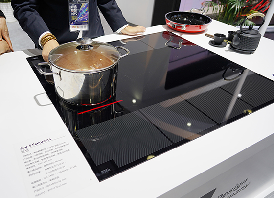 AWE2019 | 展现高端品质 米技厨具带来烹饪乐趣