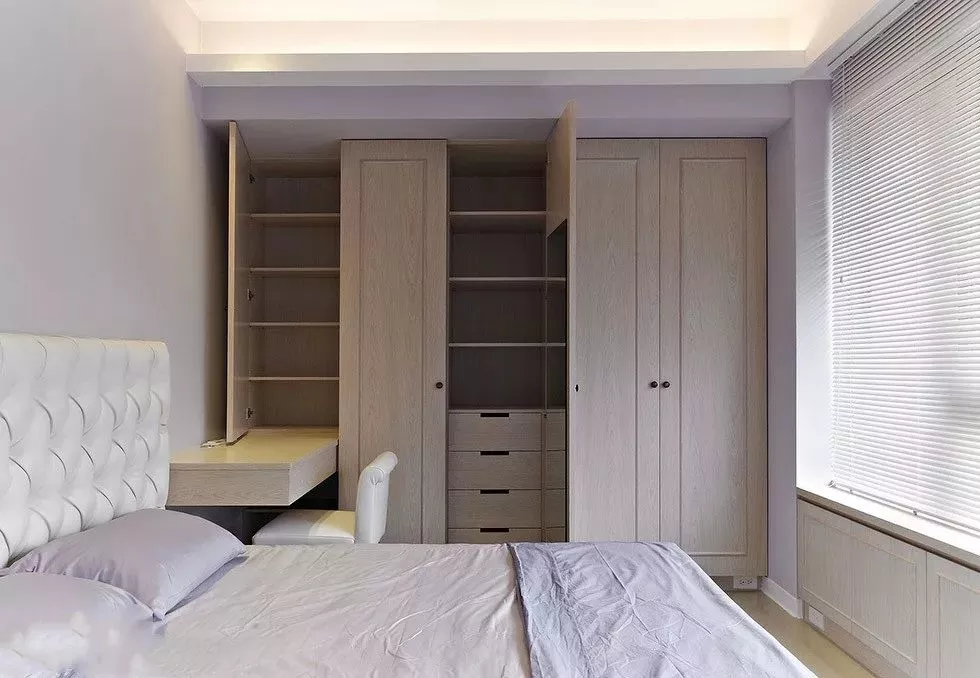 34款木色衣柜，实木或人造板都可以实现2.4