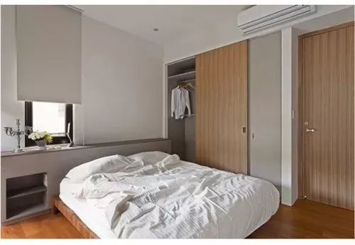 34款木色衣柜，实木或人造板都可以实现2.4