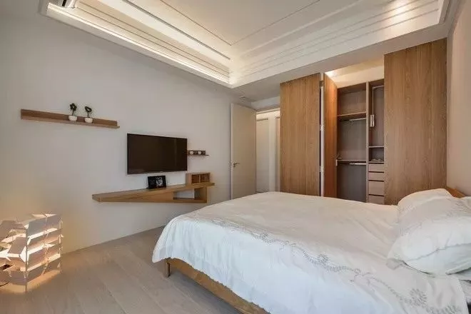 34款木色衣柜，实木或人造板都可以实现2.4