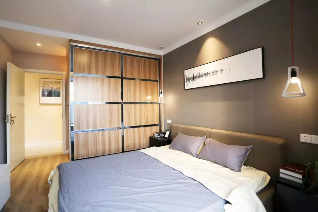 34款木色衣柜，实木或人造板都可以实现2.4