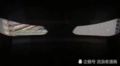 从钢铁侠战甲中往外看，原来视线是这样的，这也能叫高科技？