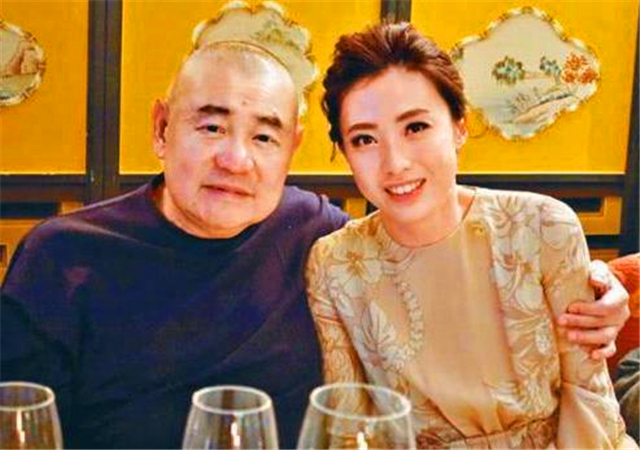 嫁豪门当“生育机器”，无名无分忍了15年，如今获547亿成就传奇