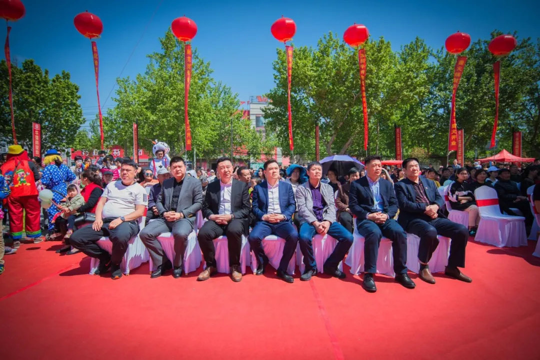 城西生活中心 华强商业街五一焕然绽放 百万豪礼免费送！