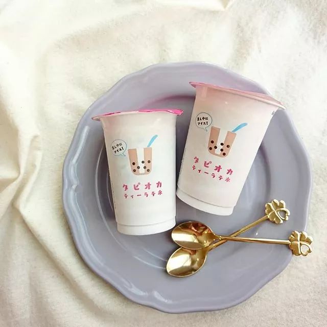日本全家新出的珍珠奶茶冰吊打市面上的贡茶、鹿角巷和coco！这是要断货的节奏！