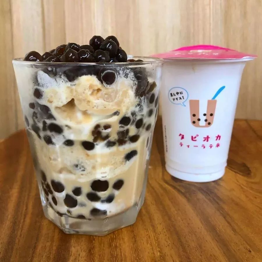 日本全家新出的珍珠奶茶冰吊打市面上的贡茶、鹿角巷和coco！这是要断货的节奏！