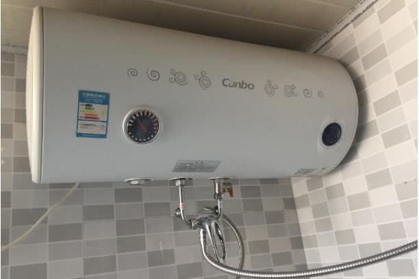 为什么太阳能热水器在农村畅销，在城市里却失宠？看看这4个原因