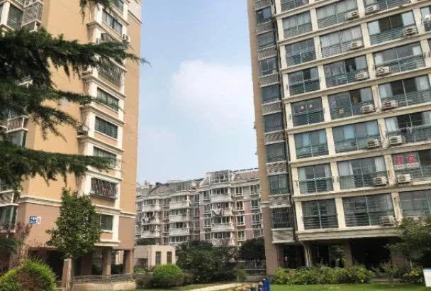 为什么太阳能热水器在农村畅销，在城市里却失宠？看看这4个原因