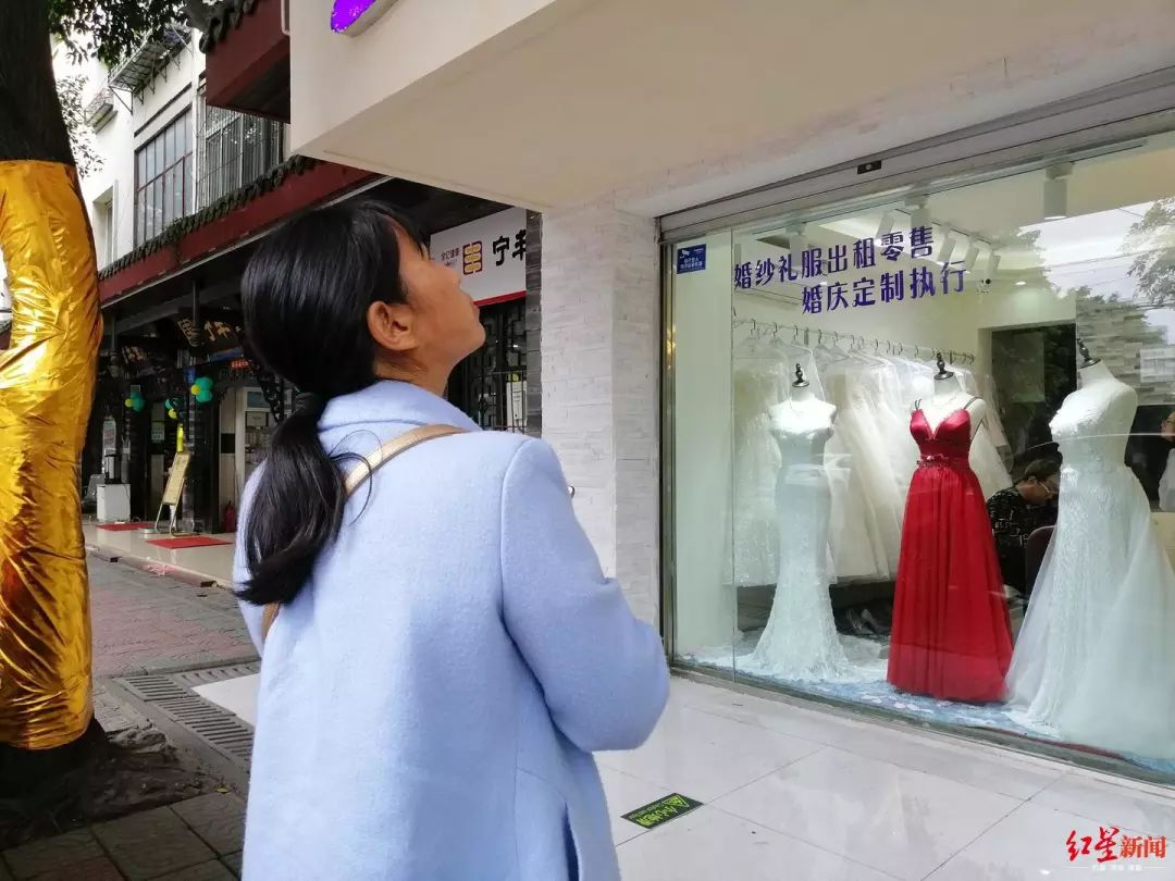 19岁少女失联40多天，发消息也不回…妈妈来成都寻人：怀疑她被控制了