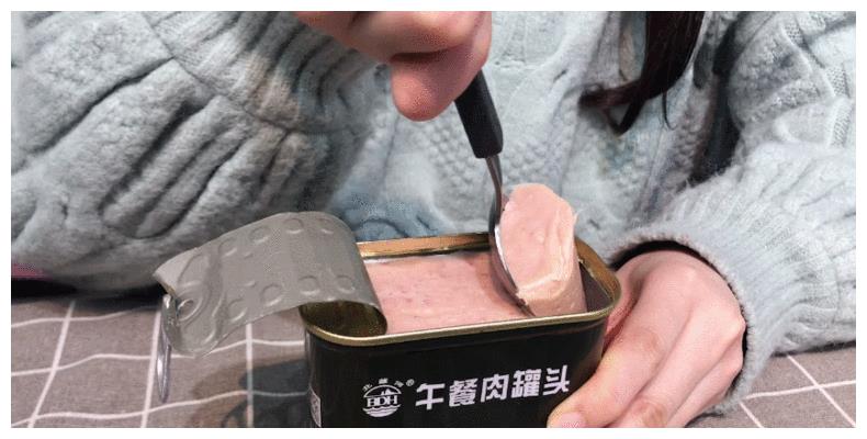 能量满满的军供罐头, 很有特色!