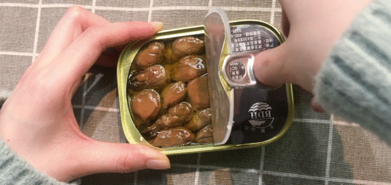 能量满满的军供罐头, 很有特色!