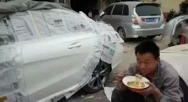 修理工怎么都跑了？修理厂老板欲哭无泪！