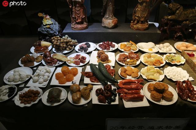 太逼真！这桌“满汉全席”全由玉石雕刻