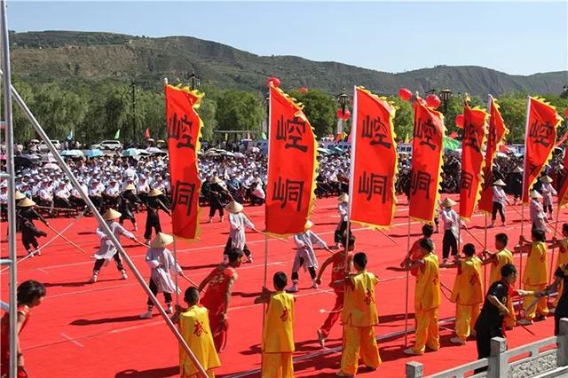 免费！陕西隔壁这座名山烟笼雾锁，如缥缈仙境！西安出发3h可达