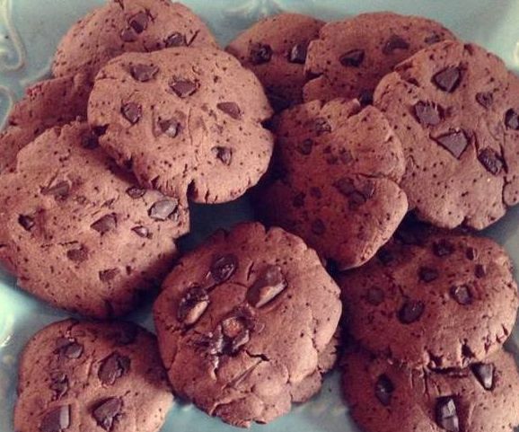 美食精选|自己竟然学会做巧克力饼干,想想真是美极了!