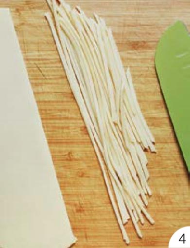 小时候吃过的虾条饼干买不到了,在家就可以做哦,快来试试吧