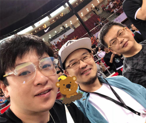 NBA中国第一解说杨毅吸金能力有多强？发一条百字广告便要价5万