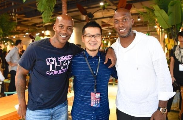 NBA中国第一解说杨毅吸金能力有多强？发一条百字广告便要价5万