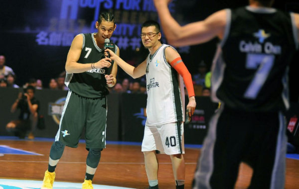 NBA中国第一解说杨毅吸金能力有多强？发一条百字广告便要价5万