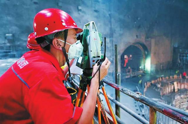 高清组图丨世界在建第二大水电工程乌东德水电站二道坝全线封顶