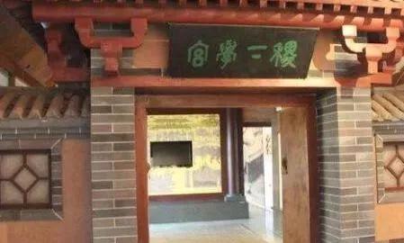 山东墓葬出土过一套野炊神器，内装59件餐具可供十人盛宴