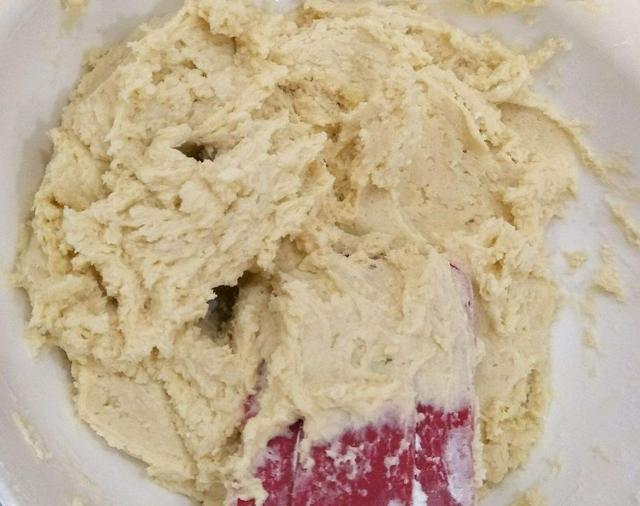 原来曲奇饼干的做法这么简单,3步就能搞定,香甜酥脆超好吃