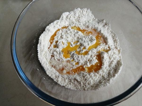 家人爱吃苏打饼干不用买,在家就能做,健康美味,零添加零失败!