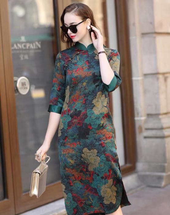 炎炎夏日,连衣裙就买这3种面料,夏天穿舒适凉快