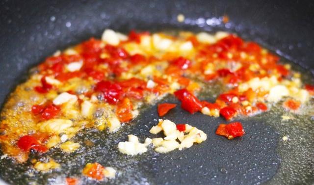 它是天然“下火菜”，天气炎热干燥来一碗，比凉拌黄瓜更过瘾