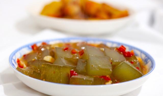 它是天然“下火菜”，天气炎热干燥来一碗，比凉拌黄瓜更过瘾
