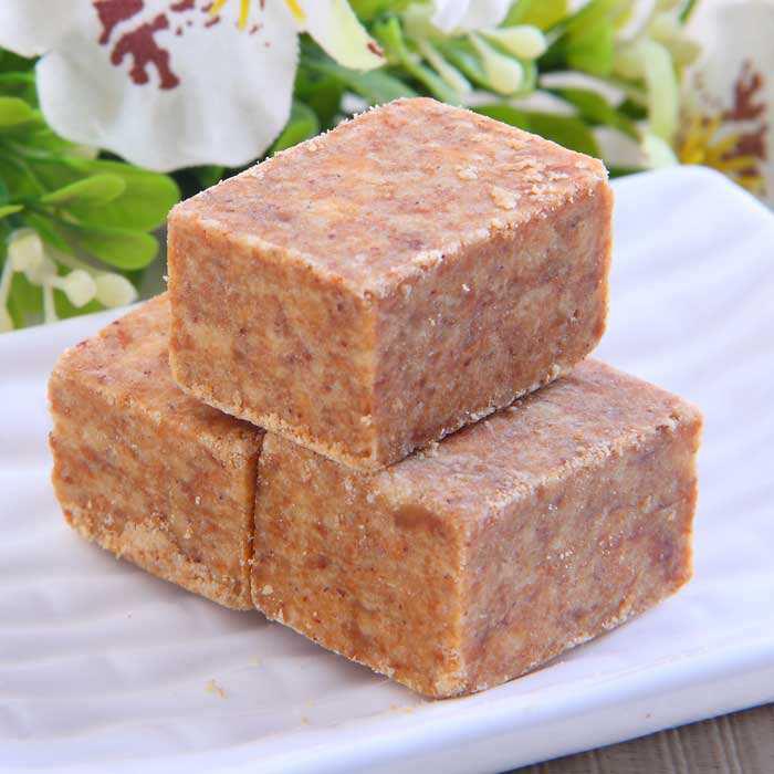 为何压缩饼干如此抗饿?放入沸水后,网友:原来如此