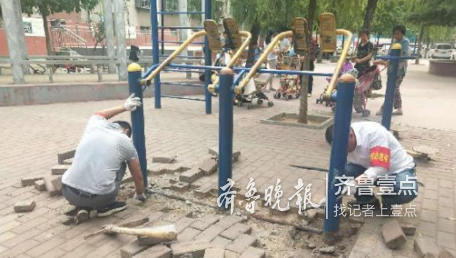 拆除体育器材，上高街道利民社区齐心协力战酷暑