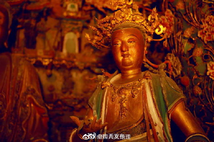 山西隰县小西天：中国雕塑艺术史上的“悬塑绝唱”