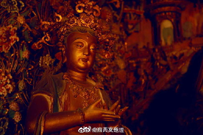 山西隰县小西天：中国雕塑艺术史上的“悬塑绝唱”