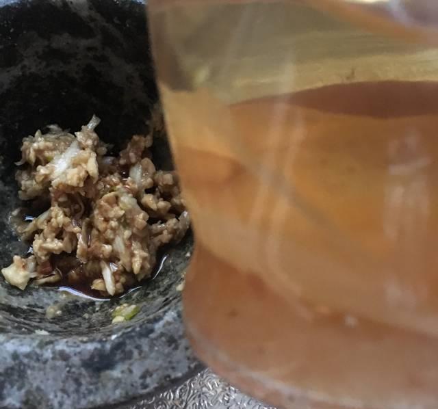 花生拌苦菊，家常小凉菜，好吃开胃还去火！