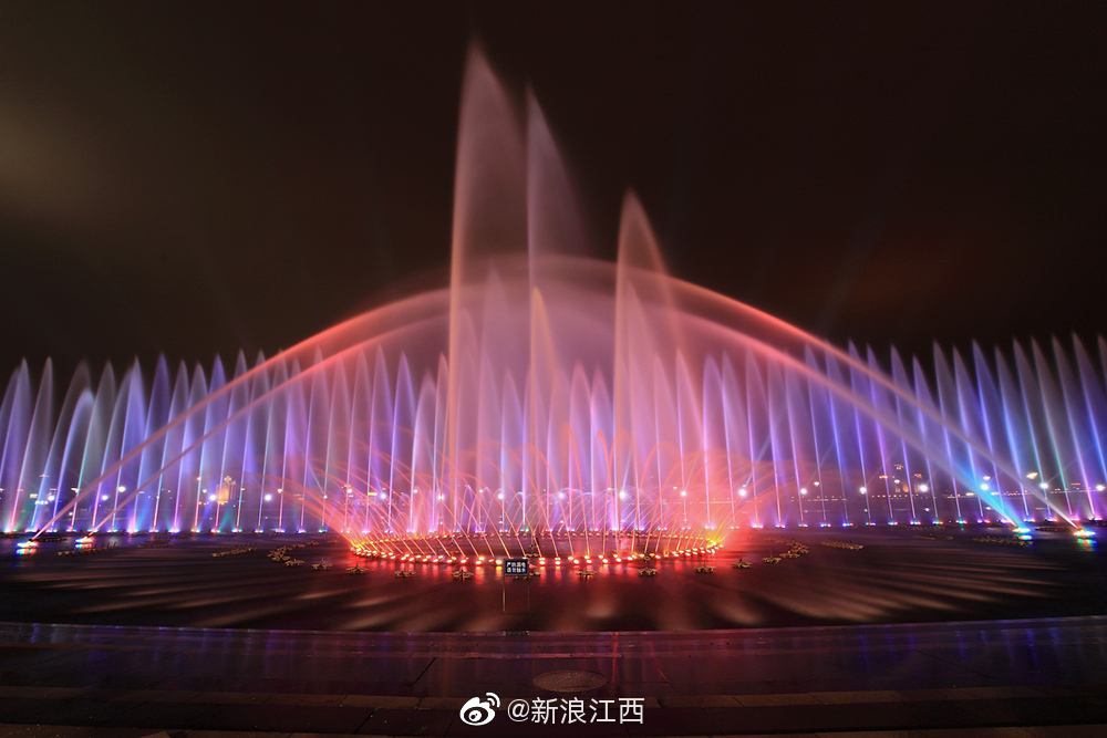 紧急通知！南昌秋水广场音乐喷泉将检修10天 今晚起暂停开放
